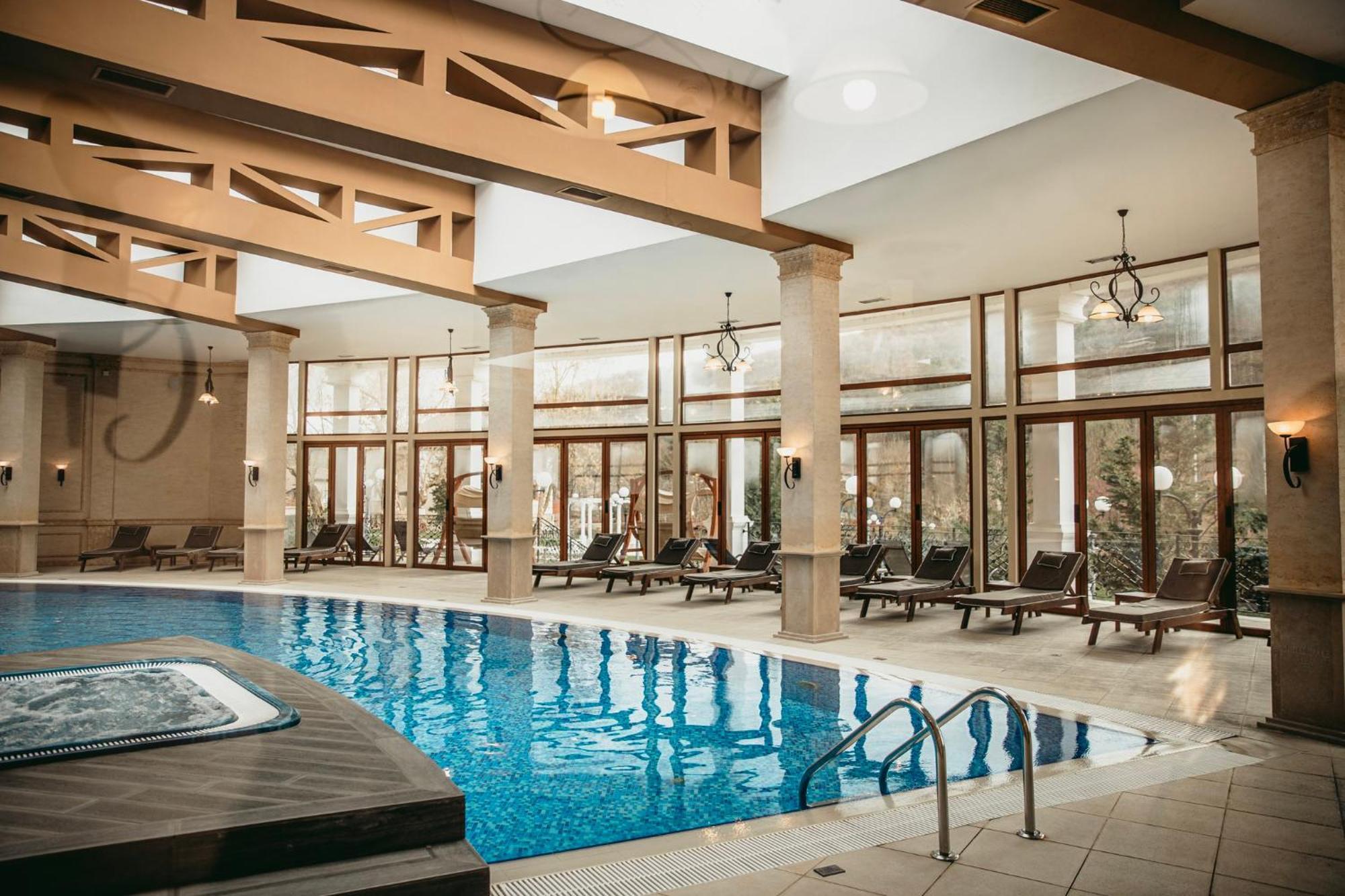 Midalidare Hotel & Spa Mogilovo Exteriör bild